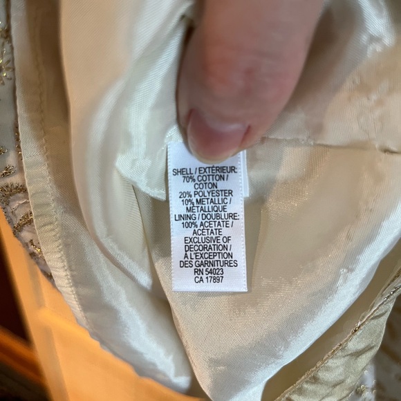 Banana Republic Women’s 4 Skirt - Picture 4 of 4